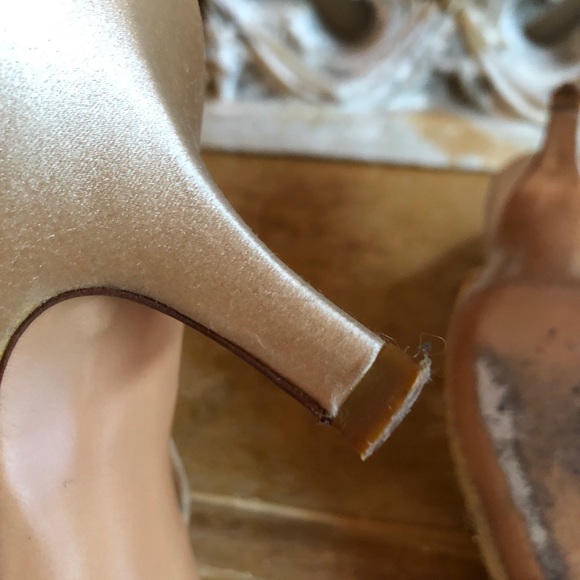 Badgley Mishka gold lace evening shoes - Picture 6 of 8